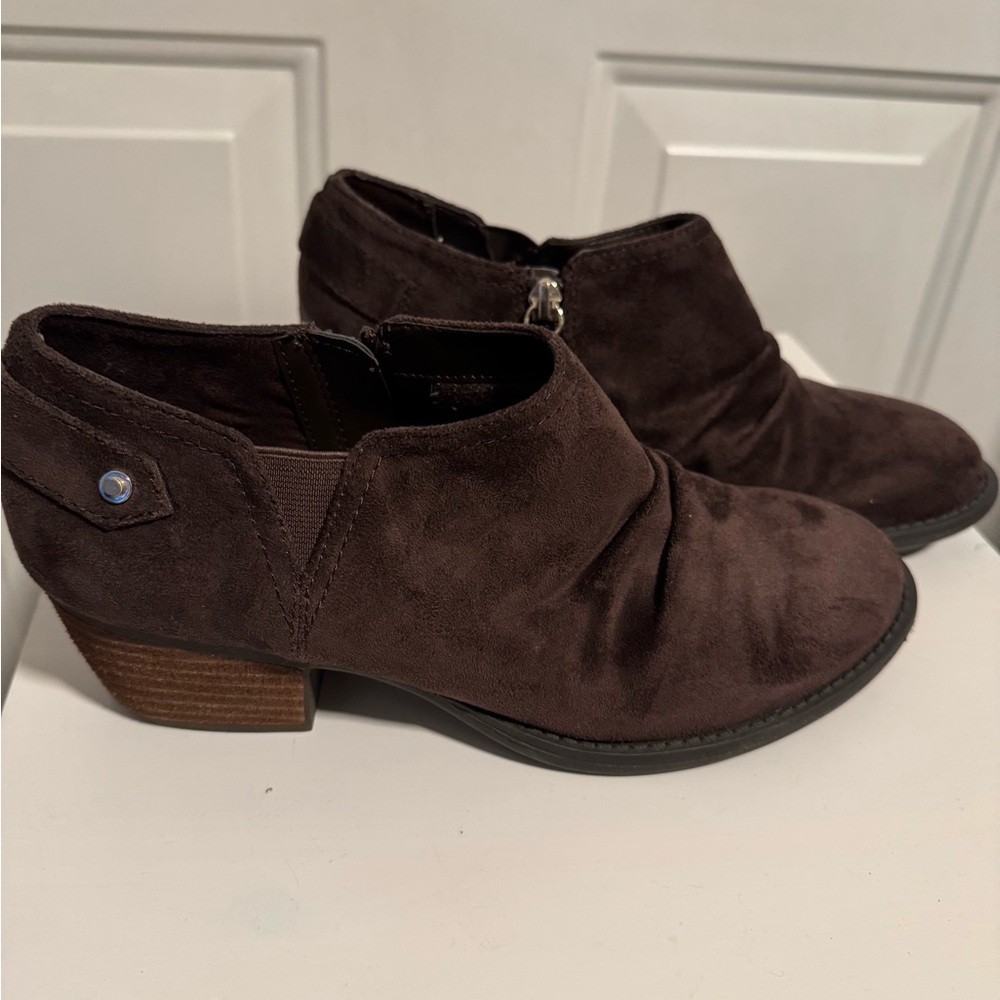 Women's Dr. Scholl’s Brown Suede Ankle Boots